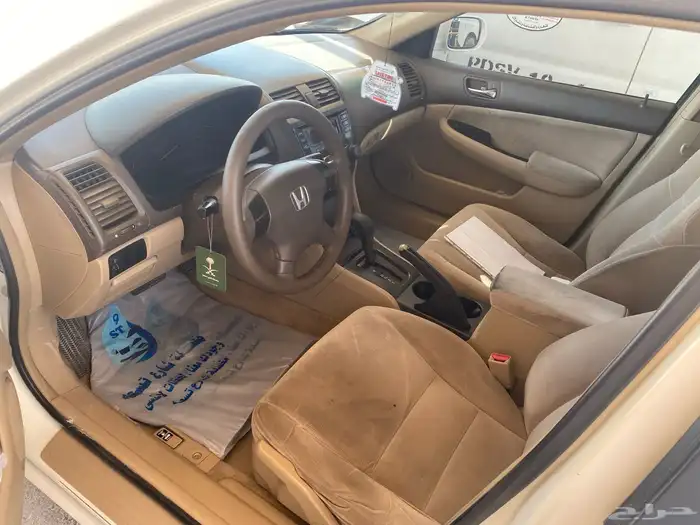للبيع هوندا أكورد مستخدمة نظيفة 9