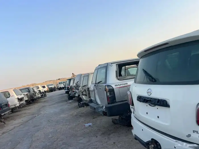يوجد لدينا جميع أنواع قطع غيار النيسان البترول والتيوتا 10