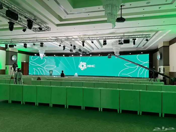 للاجار شاشات وصوتيات للاجار مسارح اضاءات اليوم ااوطني 0