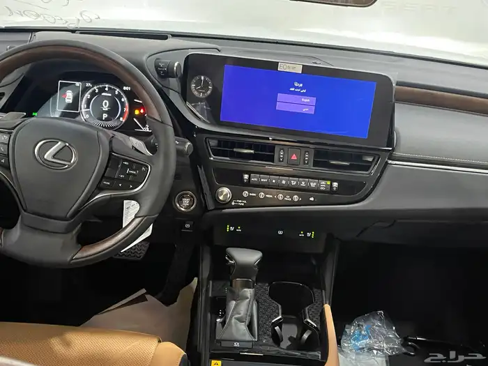 لكزس ES350cc موديل 2025(متوفر الاسود ) 9