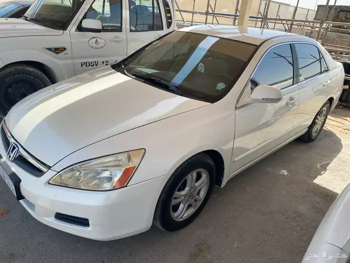 للبيع هوندا أكورد مستخدمة نظيفة 0