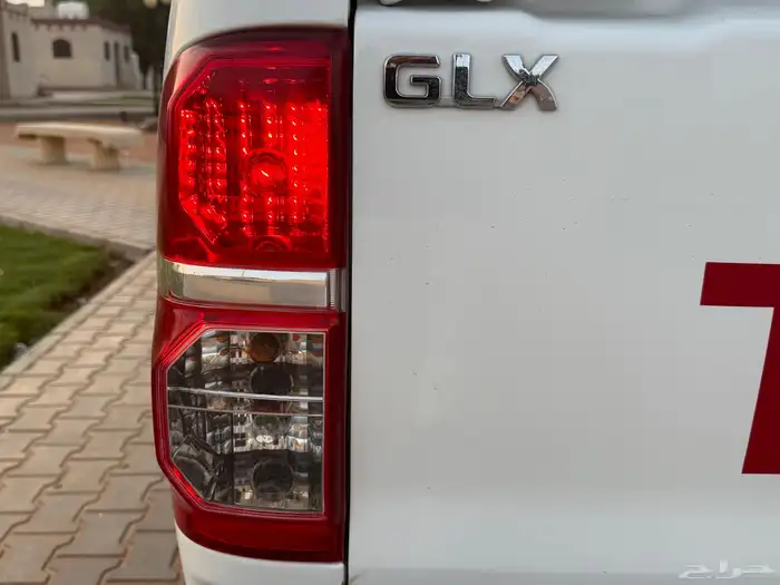 تويوتا هايلوكس 2013 غمارتين GLX سعودي نظيفه جدا 10