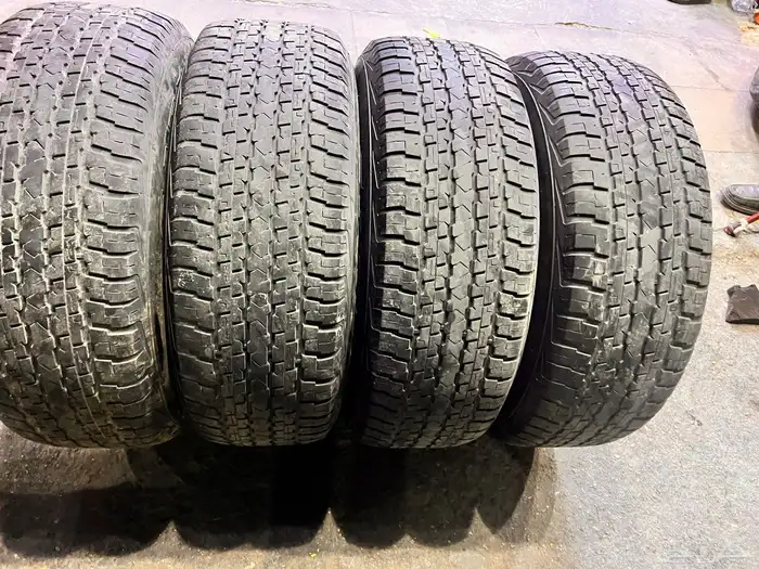 جنوط ديازل اصلي مع كفرات صيني دعست دنلوب مقاس 285 65 17 11