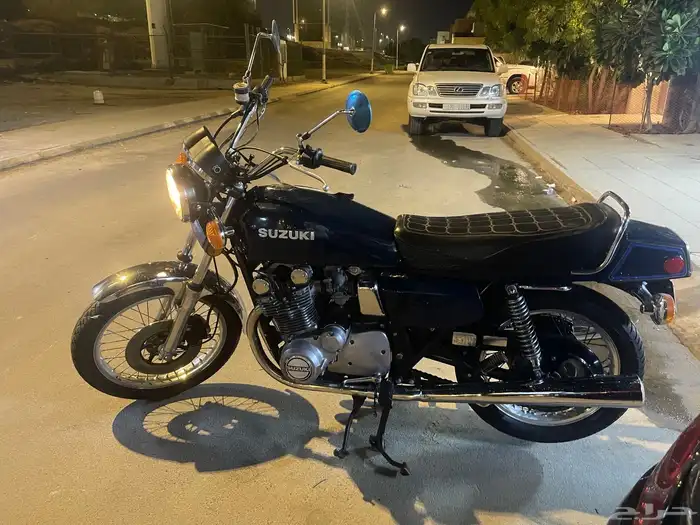 سوزوكي جي اس 1000 كلاسك 2