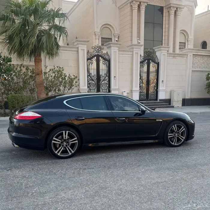 بورش ياناميرا 2013 8