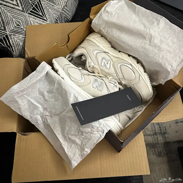 حذاء new balance نيو بالانس 4