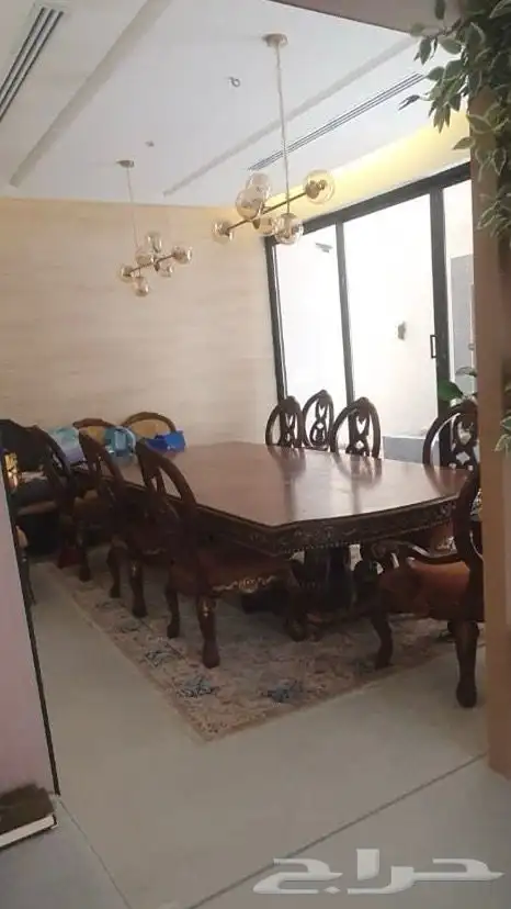 طاولة طعام للبيع 8 اشخاص 1