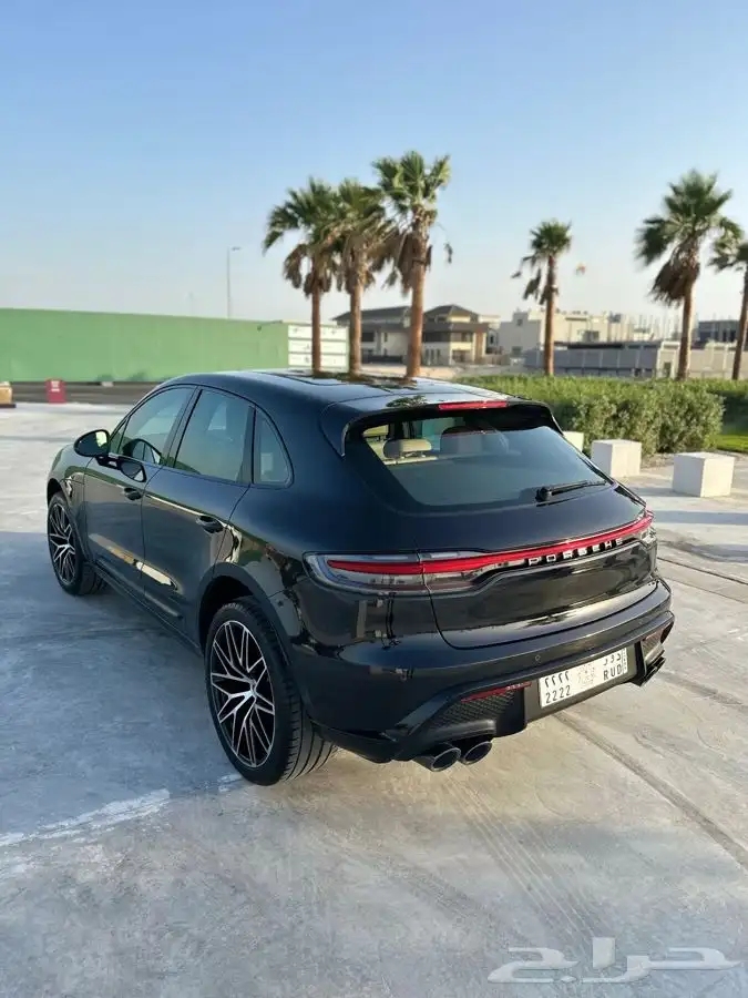 بورش ماكان 2022 12