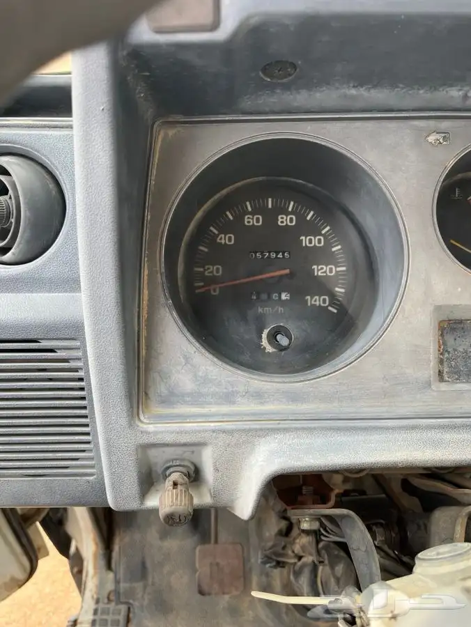 للبيع دنه دينا تويوتا مديل 94 6