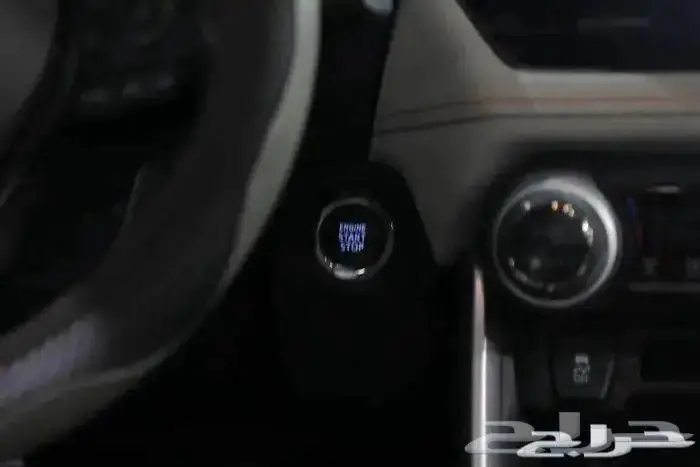 تويوتا راف فور فل كامل ادفنشر بانوراما جلد بنزين موديل 2023 15