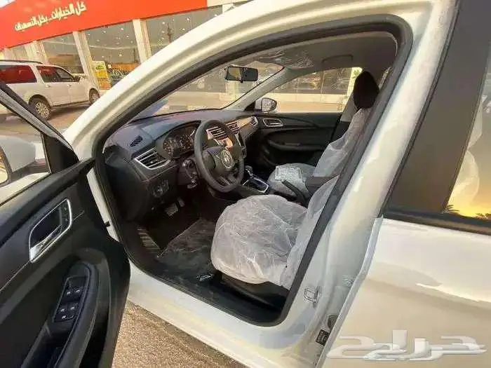 ام جي 5 موديل 2025 استاندر كاش و اقساط أقل سعر 4