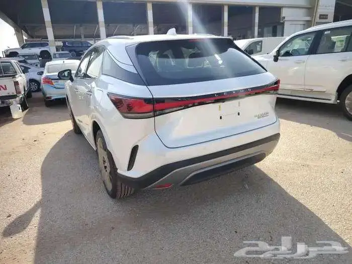 لكزس RX350h اصفار سعودي 2024 2