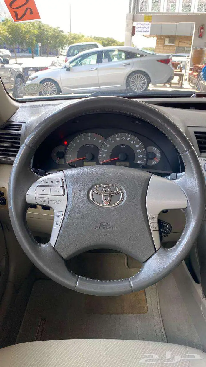 كامري 2011 مخزن بحالة الوكالة 7