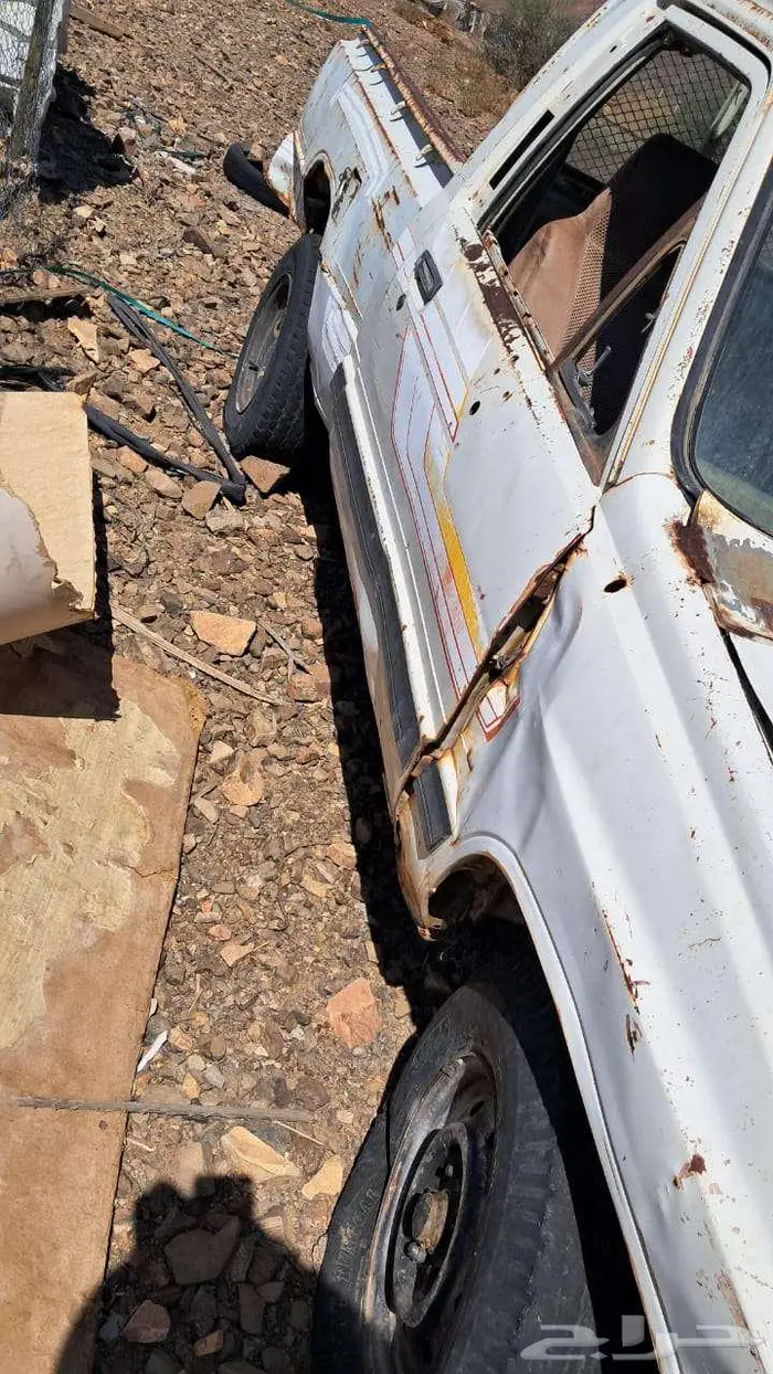 للبيع قطع هلكس تشليح من مديل 84 إلى 88 14