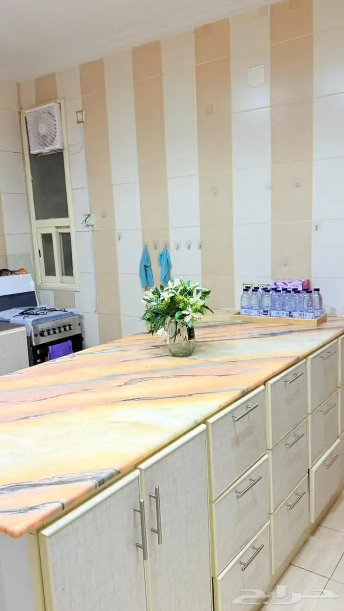 شقه للايجارابها في حجلا قريب المطار 9