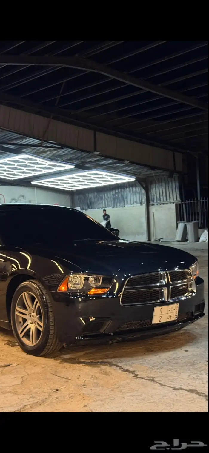 دودج تشارجر 2012  تم وضع الحد 16