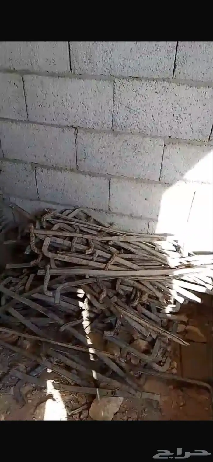 خشب للبيع بليوت 45حبه ثلاثينات 35ملازم عدد100وصلات بليوت 4
