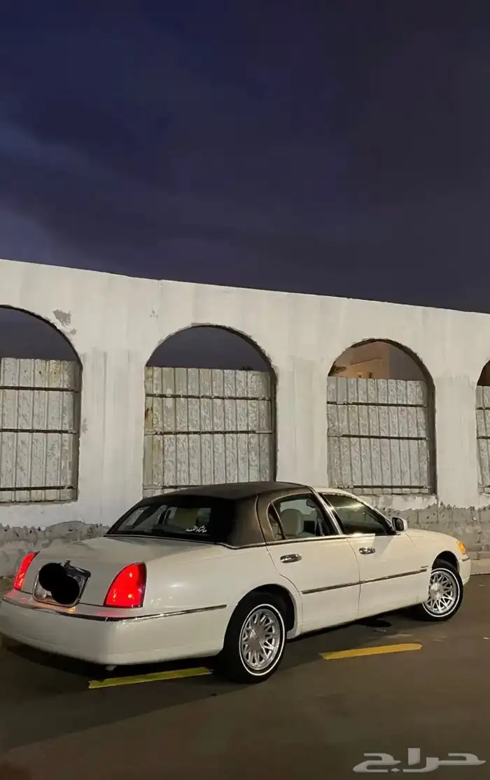 لينكون تاون كار 1998 للبيع Lincoln 1