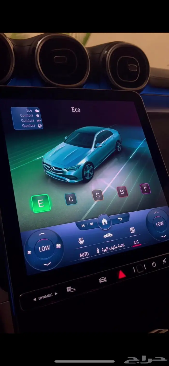 مرسيدس C 2024 AMG لون داخلي جملي وأسود ممشى قليل بودي وكالة 6