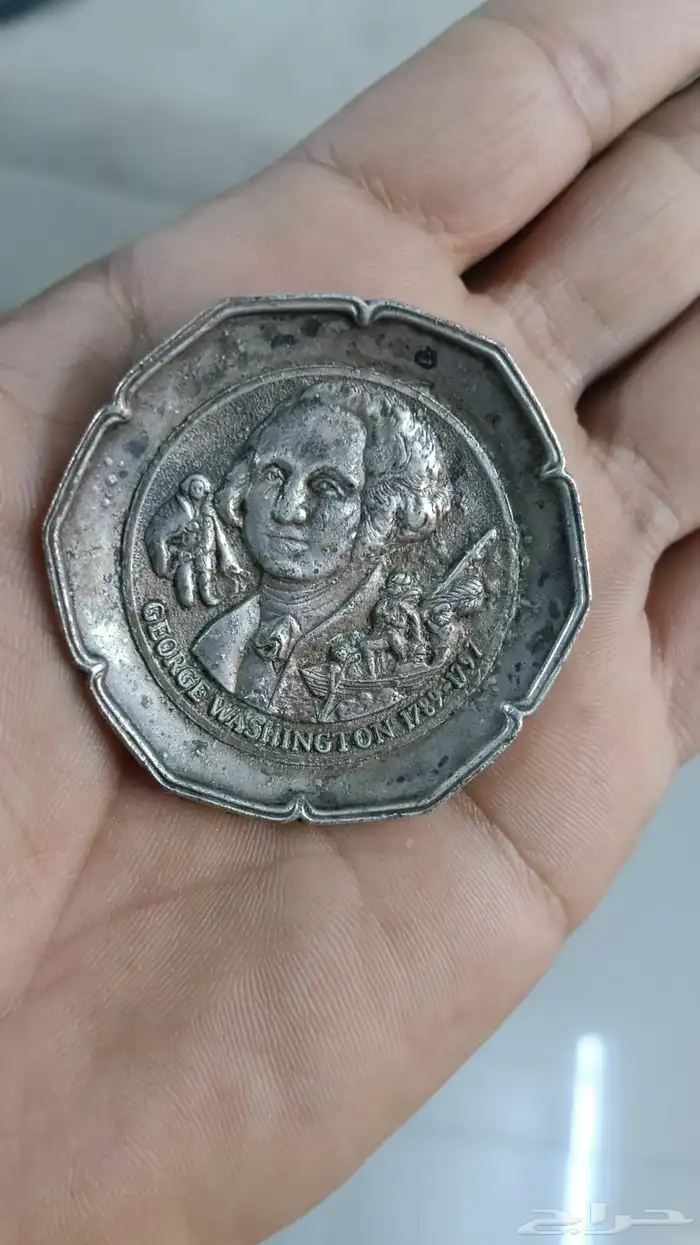 عملات وتحف ميداليه معدن مطلي فضه الحجم الكبير 2