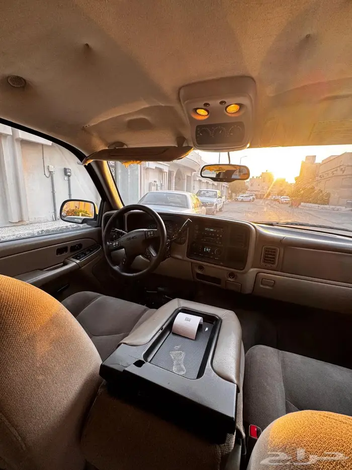 GMC سوبربان 2005 17