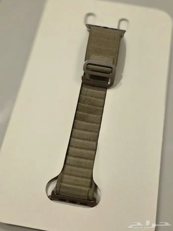 ساعة ابل مقاس 49mm تيتانيوم ألترا 2 12