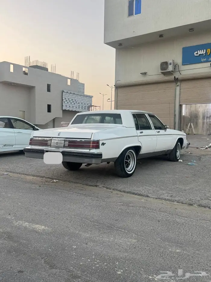 بيوك 84 بحالة ممتازه مالك ثاني 2