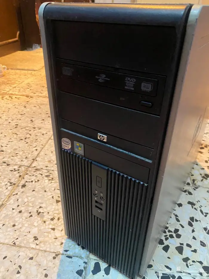 كمبيوتر ماركه hp نظيف جدا 1