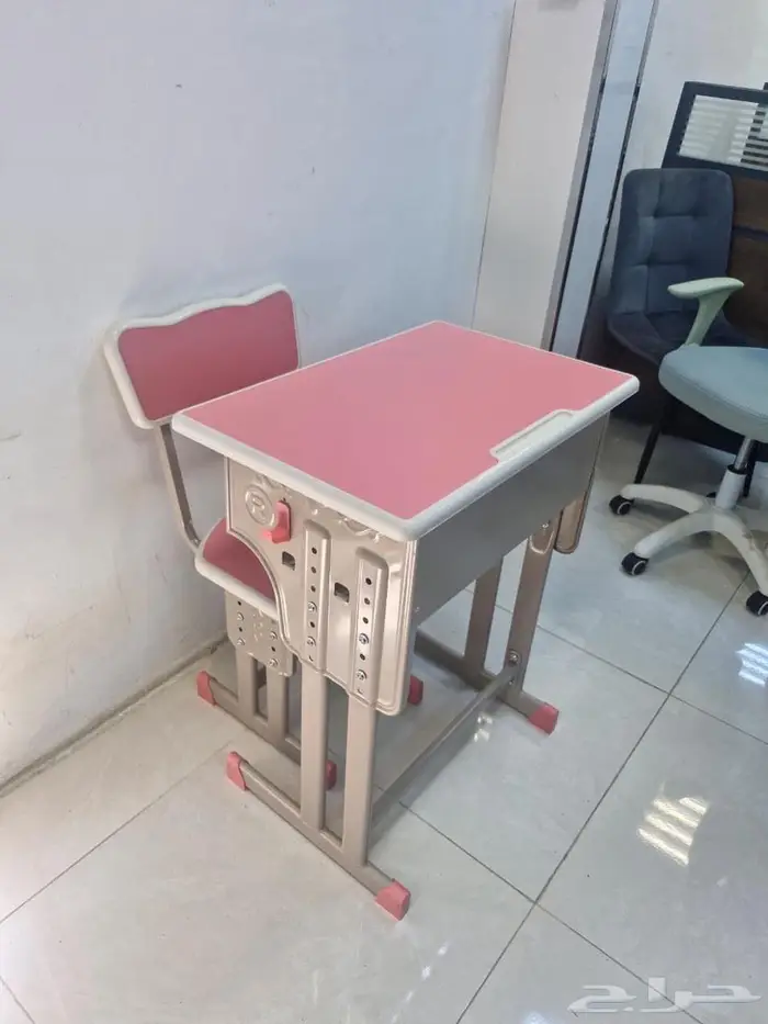 طاولة دراسة للأطفال بتصميم جديد متوفرة بسعر الجملة 0