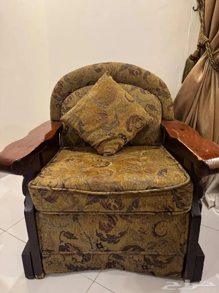 كنب للبيع اثاث للبيع عفش للبيع دواليب للبيع طاولة للبيع 2