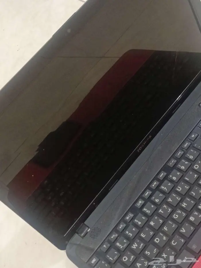 لأب توب توشيبا للبيع بشاحن 2