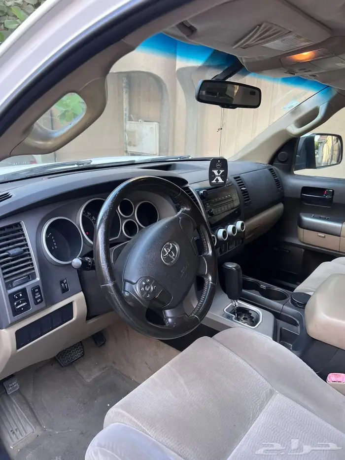 تويوتا سكويا 9