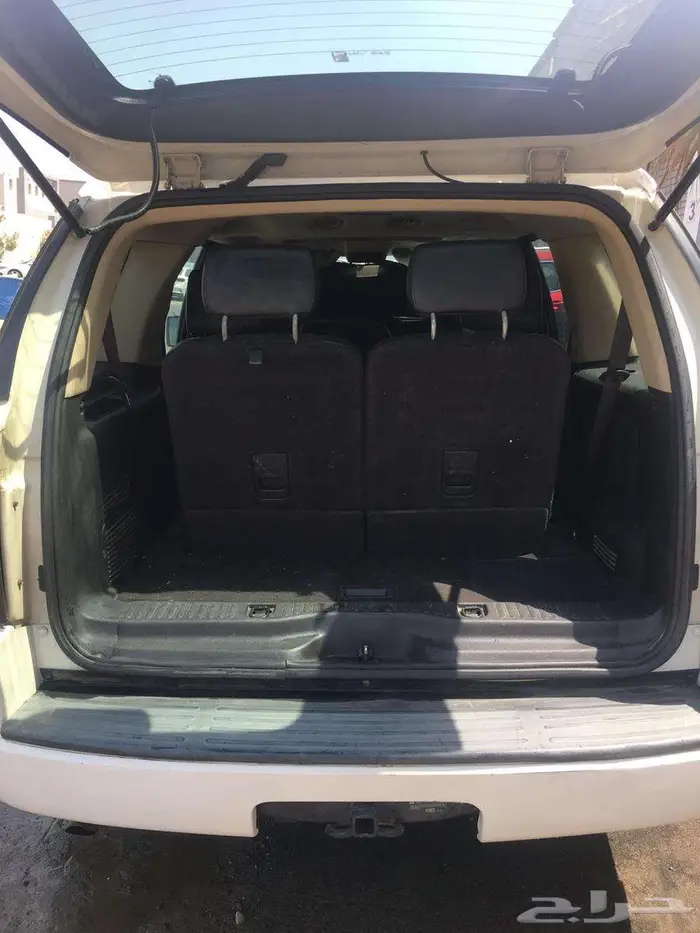 للبيع فورد إكسبلورر 2010 XLT 4x4 - عائلية 2