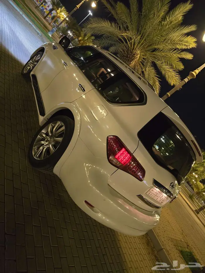 انفينتي QX56 مالك واحد من الوكاله 2011 5
