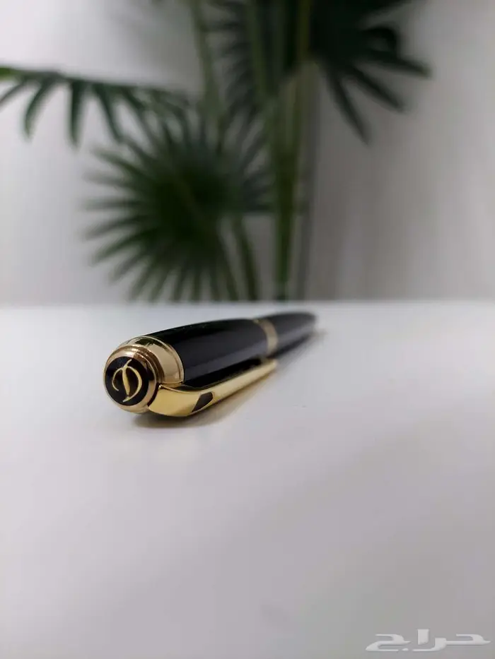 قلم ديبون لاين ذهبي S.T DUPNOT 1