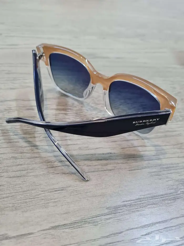 (تصفية شامله) نظارة شمسية ماركة Burberry (أصليه). 2