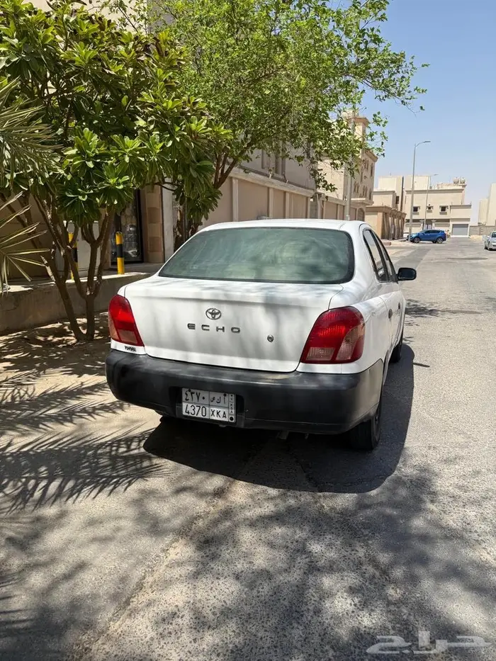 تويوتا ايكو 2002 4