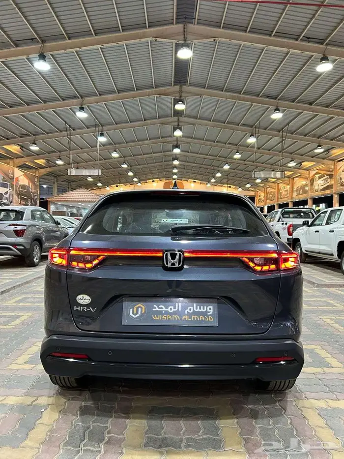 هوندا HRV نص فل موديل 2025 كاش وبنك 10
