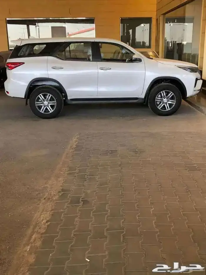 تويوتا فورشنر GX2 دبل بنزين 2025 6