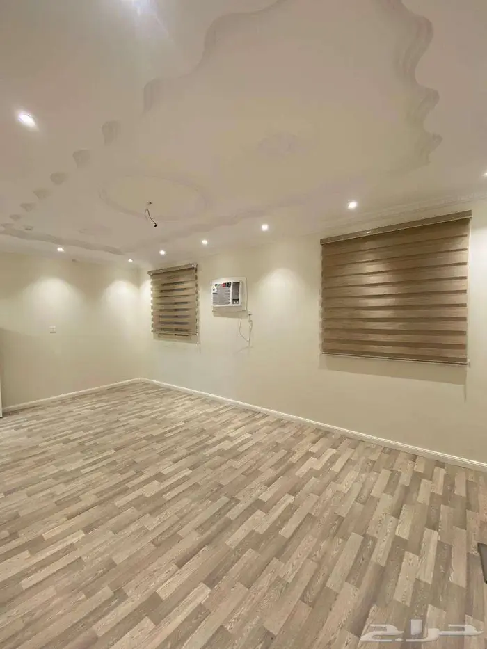 عمارة للإيجار بالكامل بحي الهجرة 4
