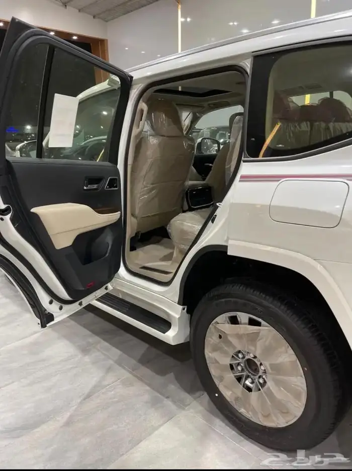 لاندكروزر جكسار وارد خليجي 2025 اصفار فل كامل 1