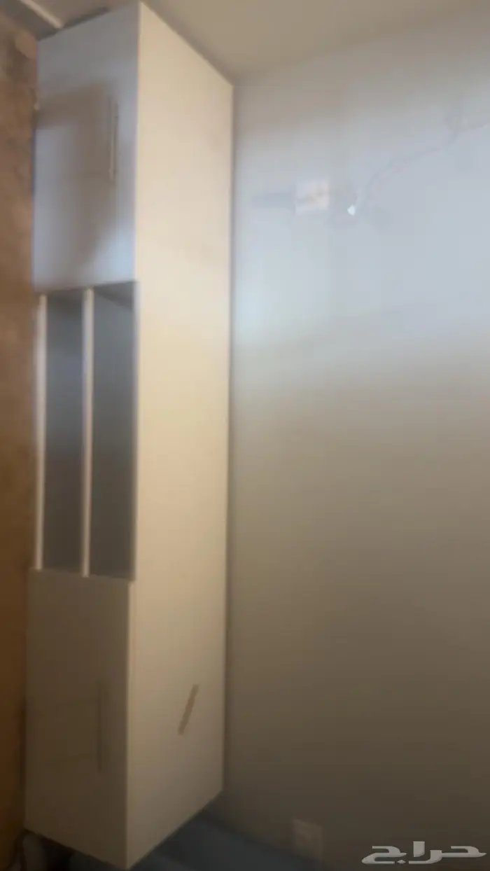 للبيع طاولات خدمه مع طاوله تلفزيون 0