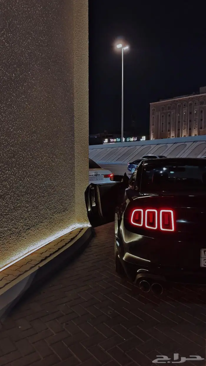 موستنج v6 2010 3