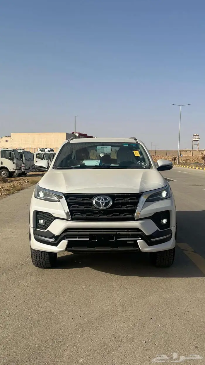 فورتشنر vx3 s فل كامل 2025 بنزين 0