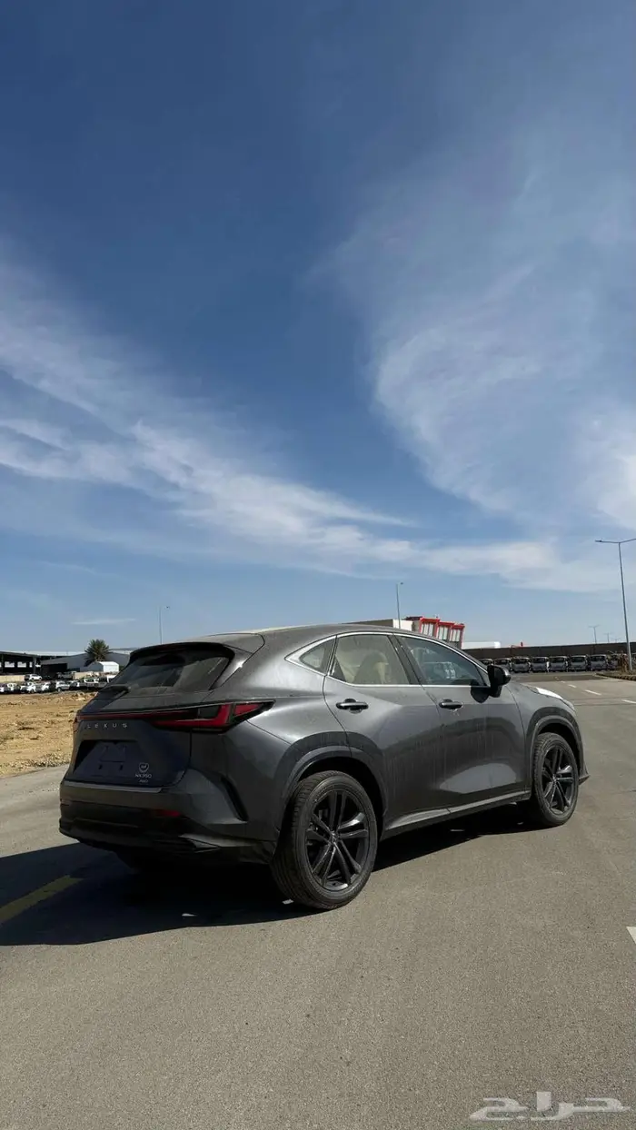 لكزس NX350 CC كاش واقساط جميع البنوك عروض اليوم الوطني 4