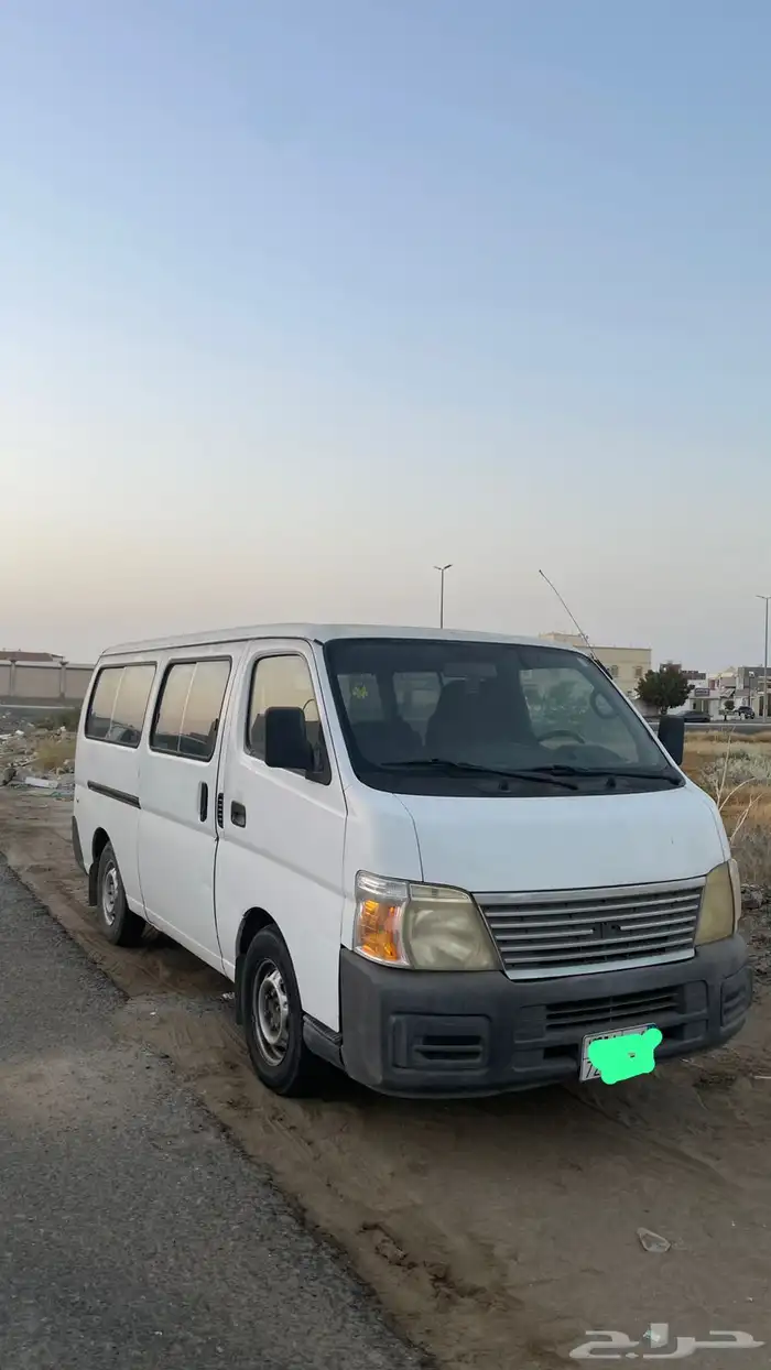 نيسان باص اروفان 2