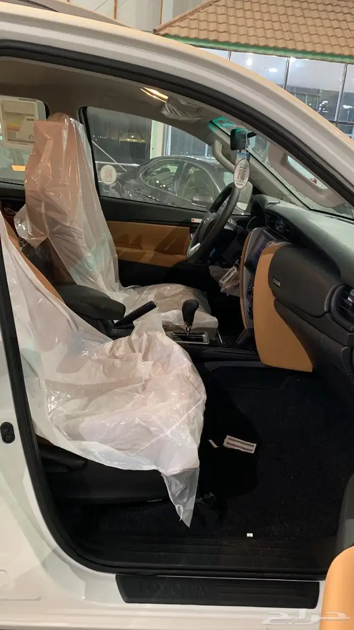 تويوتا فورتشنر 2025 - ديزل - كاش وتمويل بنك 9