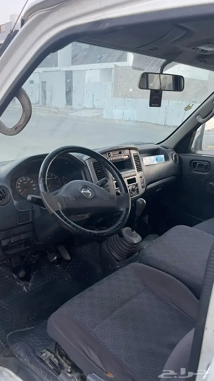 نيسان باص اروفان 4