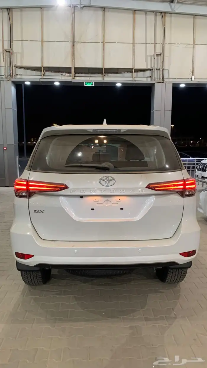تويوتا فورتشنر 2025 - ديزل - كاش وتمويل بنك 5