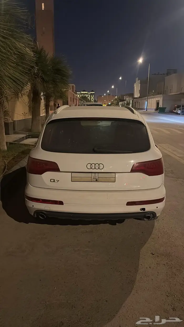 اودي q7 2012 1